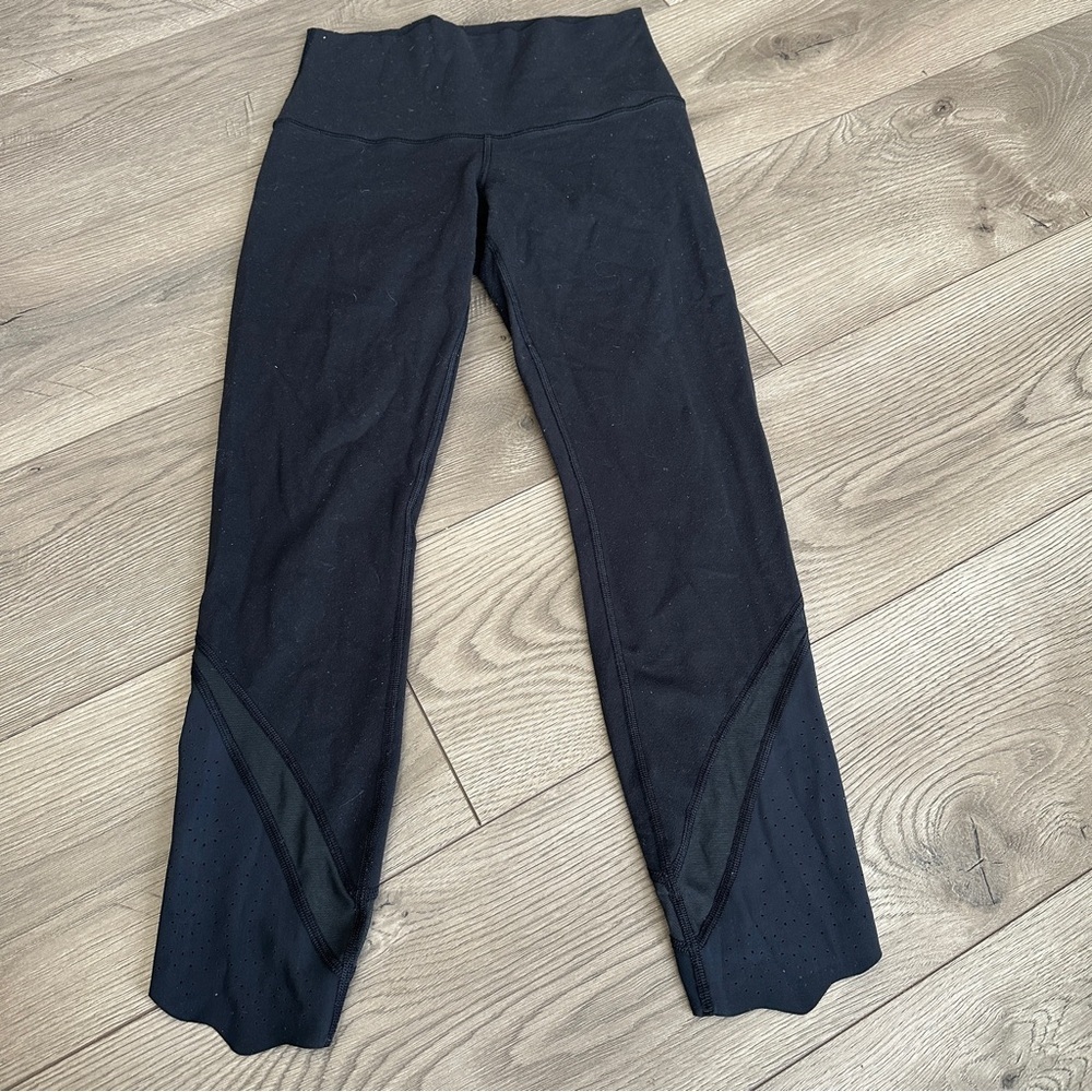 LULULEMON BUNDLE Lot of 4 Leggings all size 4 - Picture 10 of 14